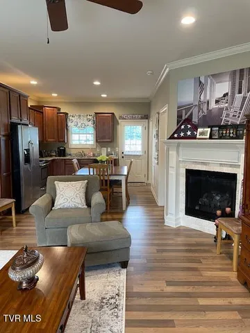 $1,700 | 1900 Knob Creek Road, Unit 403, Johnson City, TN 37604