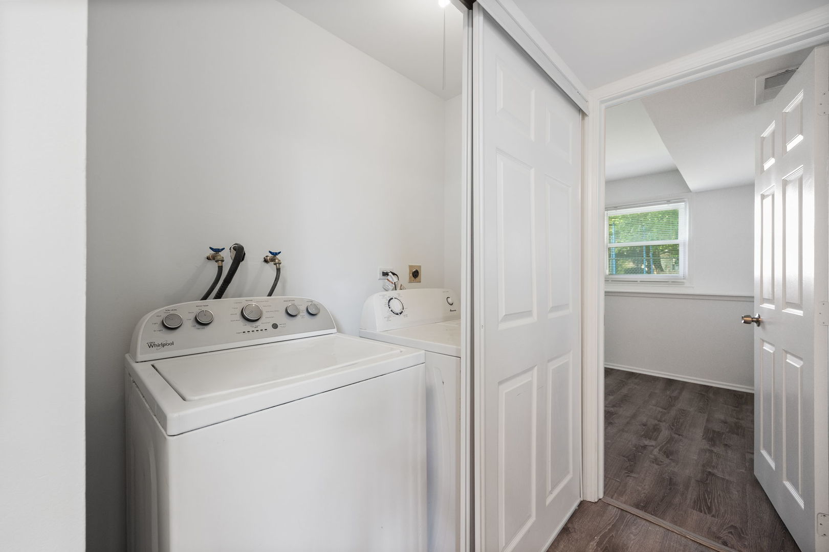 2229 Kensington Drive Schaumburg, IL 60169 - Photo 13 of 14 a utility room with dryer and washer