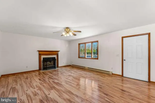 $350,000 | 285 Tuxedo Lane, Woodside, DE 19980