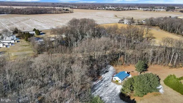 $350,000 | 285 Tuxedo Lane, Woodside, DE 19980