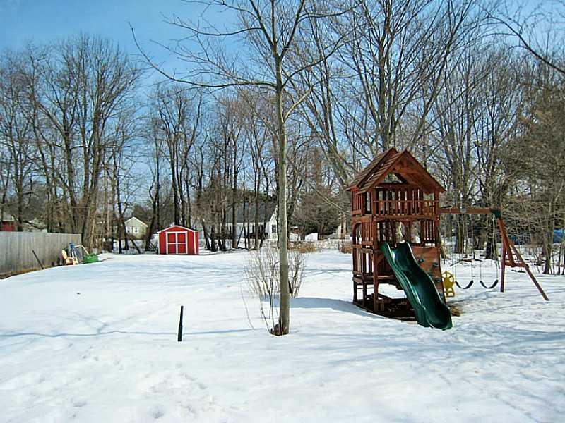 261 Main Street Cumberland Center, ME 04021 - Photo 32 of 34 Exterior Back.