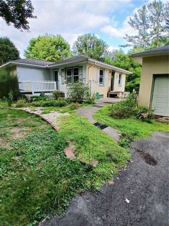 660 Methodist Road Greenville, PA 16125 - Photo 24 of 27 a front view of a house with yard and green space