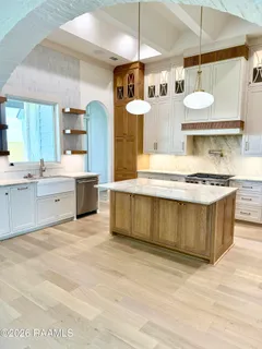 $840,720 | 201 Sabal Bnd Drive, Youngsville, LA 70592