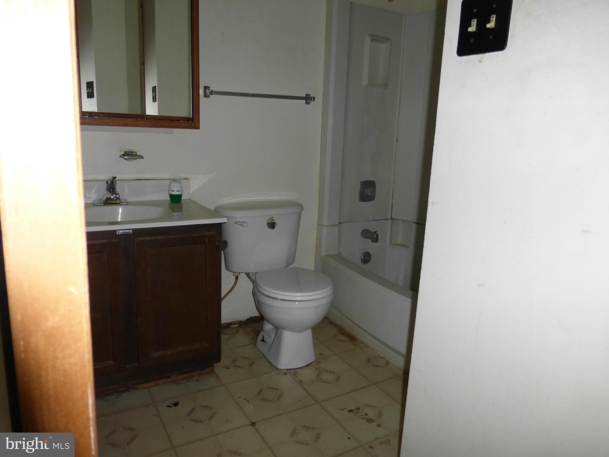 410 Heather Ridge Drive Frederick, MD 21702 - Photo 11 of 15 Bath