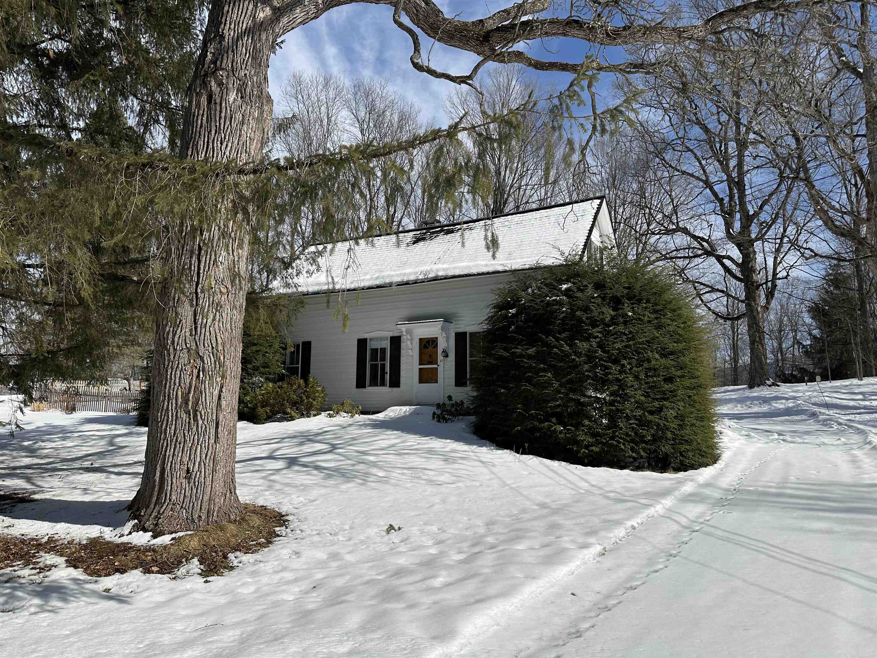 23 East Prospect Street Brandon, VT 05733 - Photo 2 of 45