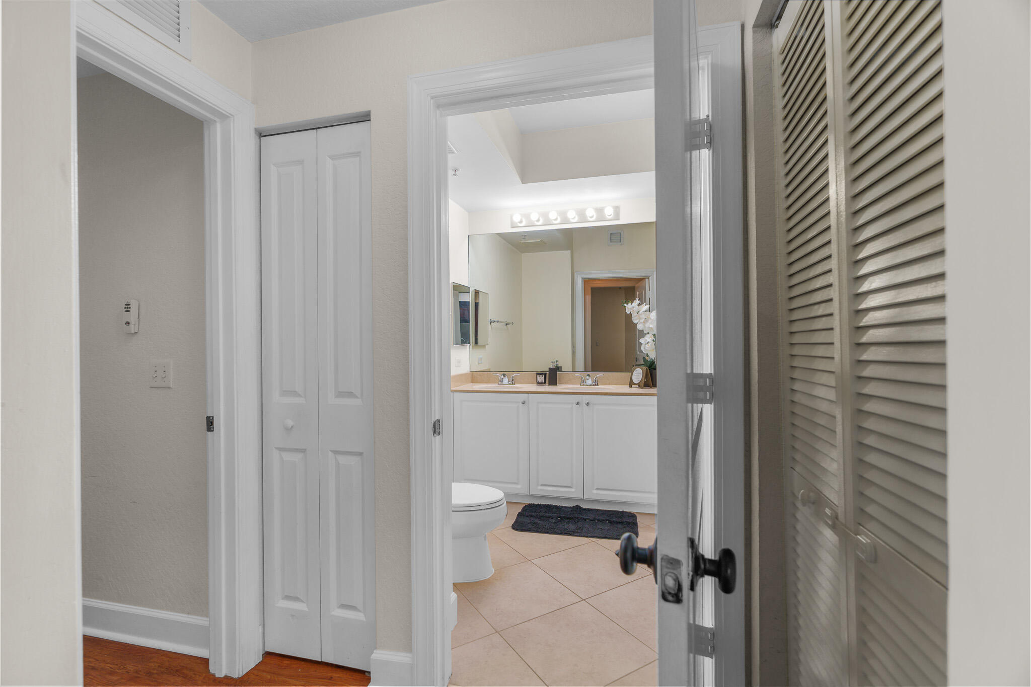 1108 Renaissance Way Boynton Beach, FL 33426 - Photo 22 of 41 Guest Room Bathroom