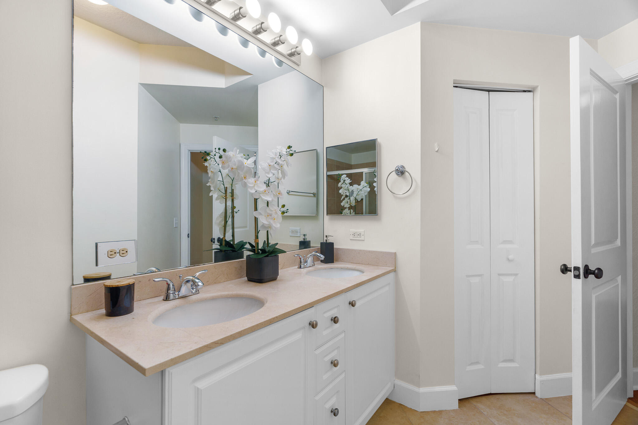 1108 Renaissance Way Boynton Beach, FL 33426 - Photo 32 of 41 Owner Suite Bath 2