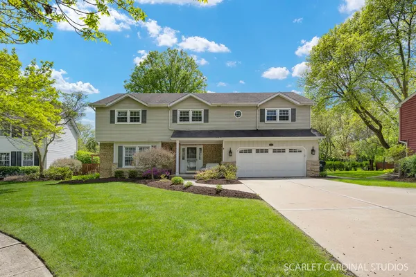 $900,000 | 620 Virginia Court, Naperville, IL 60540