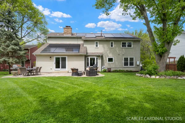 $900,000 | 620 Virginia Court, Naperville, IL 60540