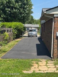 121 West Blue Jay Road Louisville, KY 40229 - Photo 6 of 6 bj7