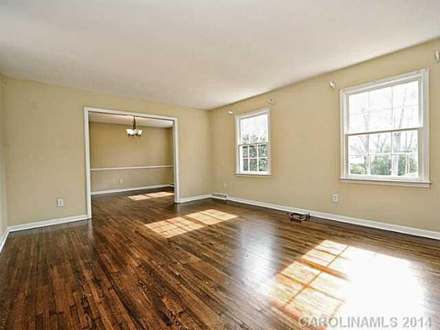 2425 Seth Thomas Road Charlotte, NC 28210 - Photo 2 of 16 Gallery Image 2