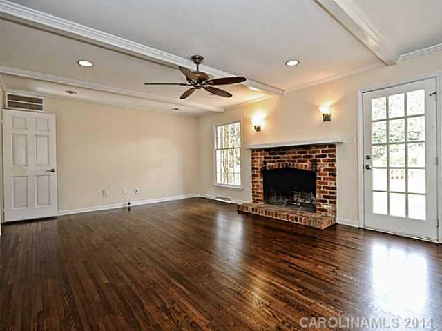 2425 Seth Thomas Road Charlotte, NC 28210 - Photo 6 of 16 Gallery Image 6