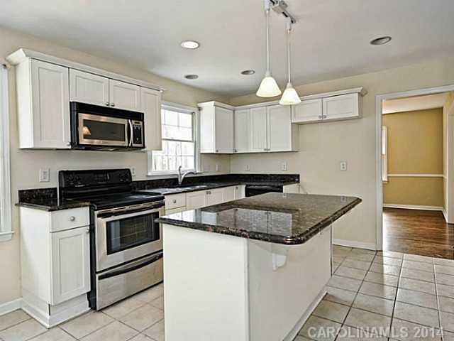 2425 Seth Thomas Road Charlotte, NC 28210 - Photo 7 of 16 Gallery Image 7