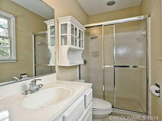 2425 Seth Thomas Road Charlotte, NC 28210 - Photo 10 of 16 Gallery Image 10