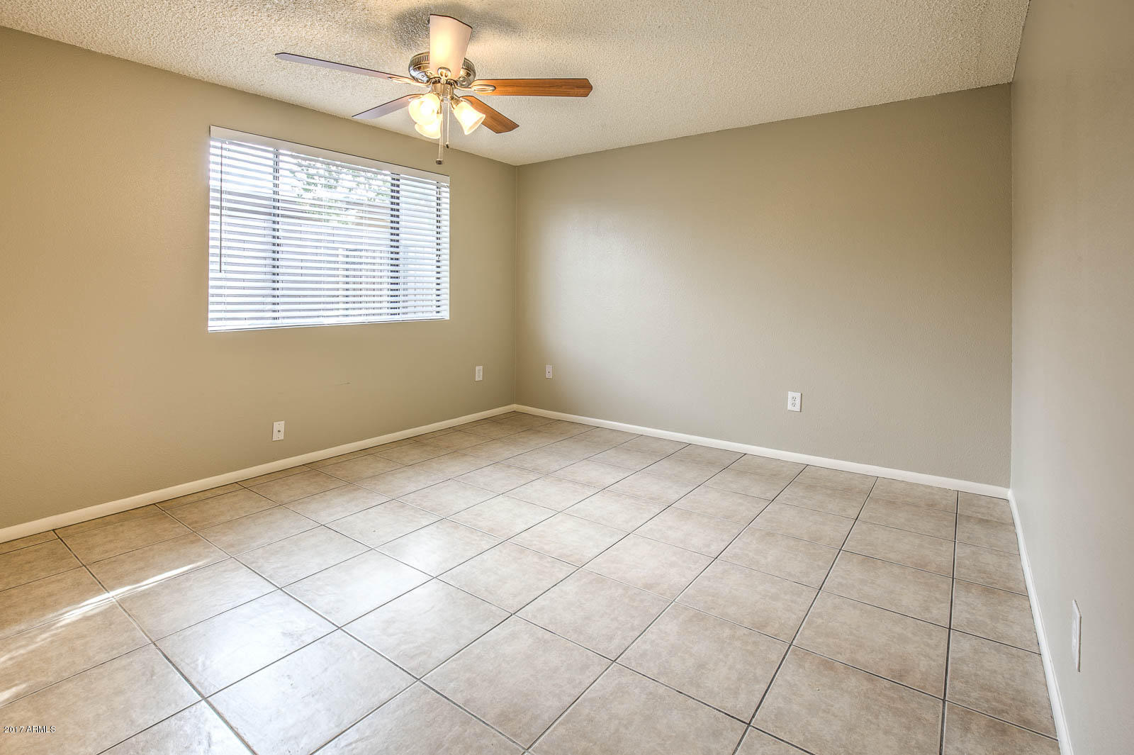 3726 West Royal Palm Road Phoenix, AZ 85051 - Photo 12 of 28 Master Bedroom