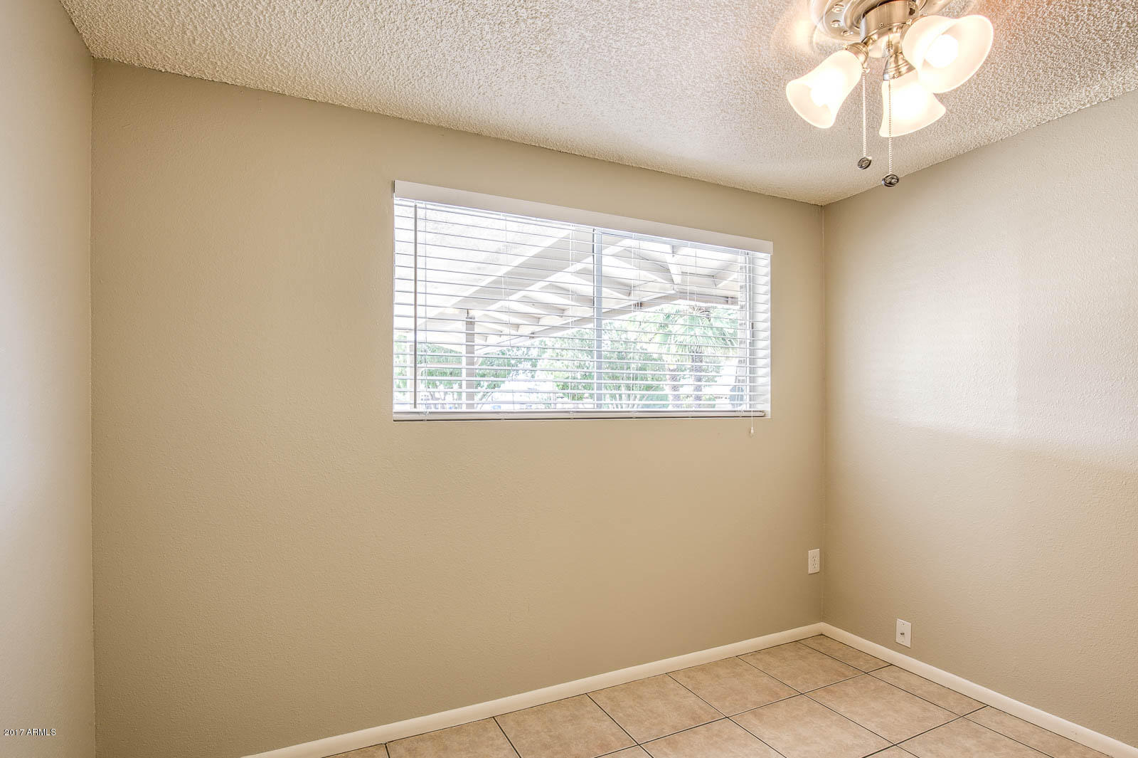 3726 West Royal Palm Road Phoenix, AZ 85051 - Photo 17 of 28 Bedroom 2
