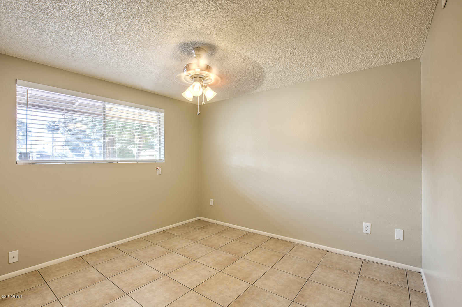 3726 West Royal Palm Road Phoenix, AZ 85051 - Photo 20 of 28 Bedroom 3