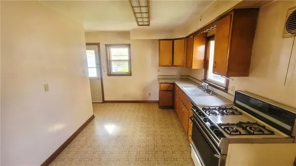 $69,900 | 508 Highland Avenue, Kittanning, PA 16201