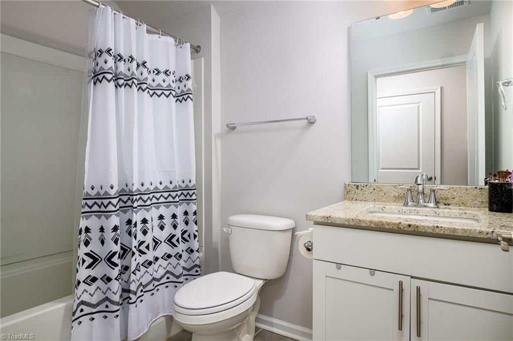 4258 Limestone Court Clemmons, NC 27012 - Photo 28 of 32 Full bath upper level