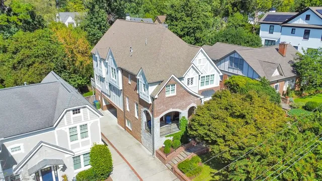 $2,400,000 | 750 Yorkshire Road Northeast, Atlanta, GA 30306