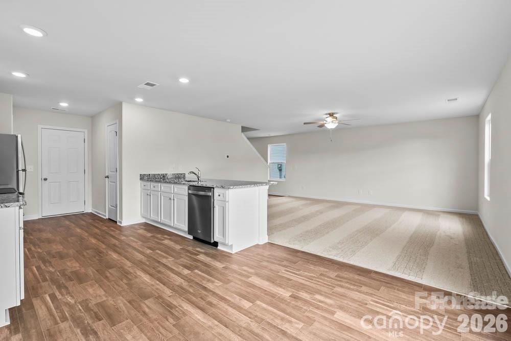 1305 Nia Road Charlotte, NC 28215 - Photo 7 of 15