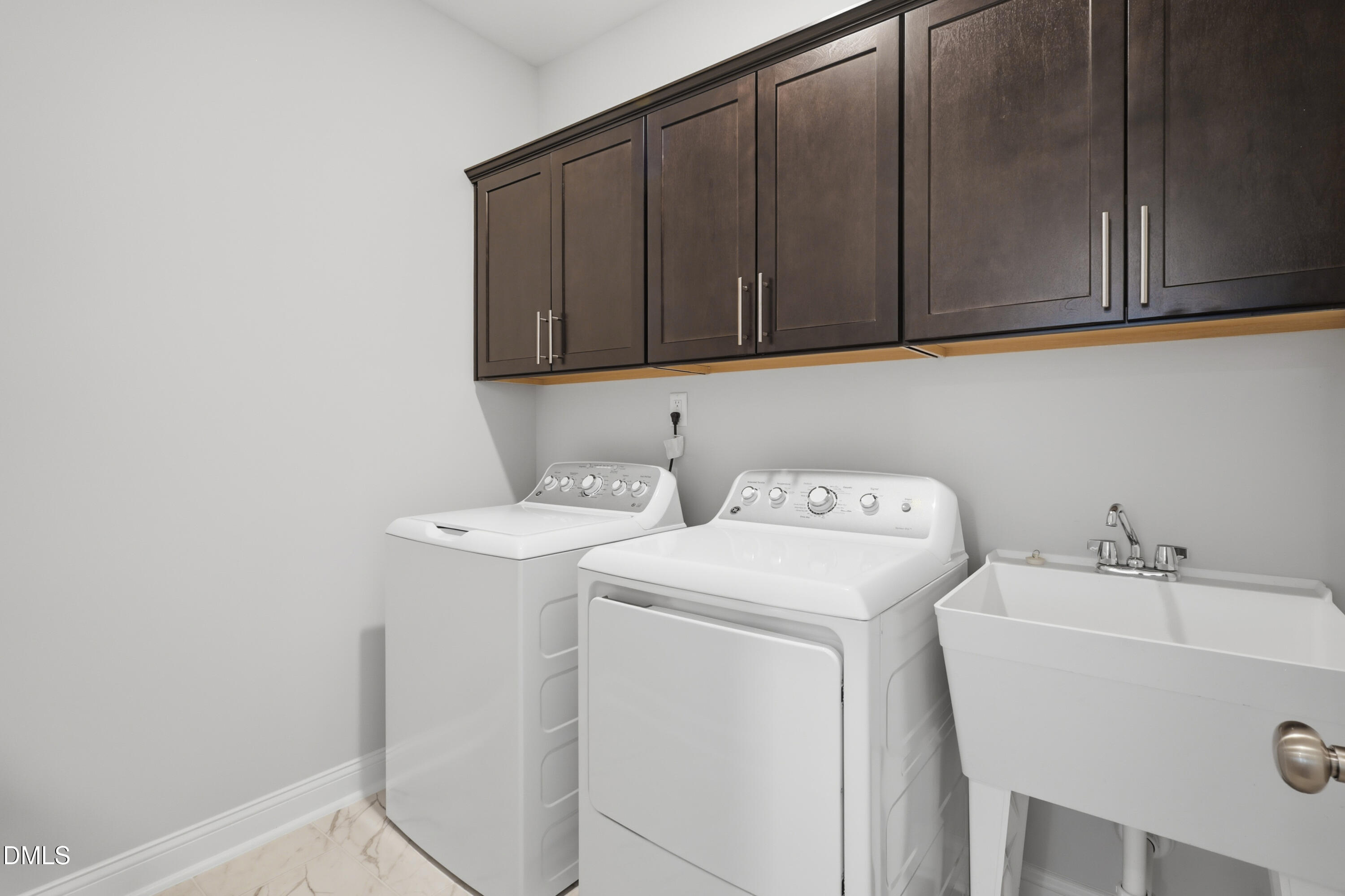 329 Calvander Lane Apex, NC 27539 - Photo 35 of 43 SUN_CarolinaSprings_Pic_329CalvanderLn_3