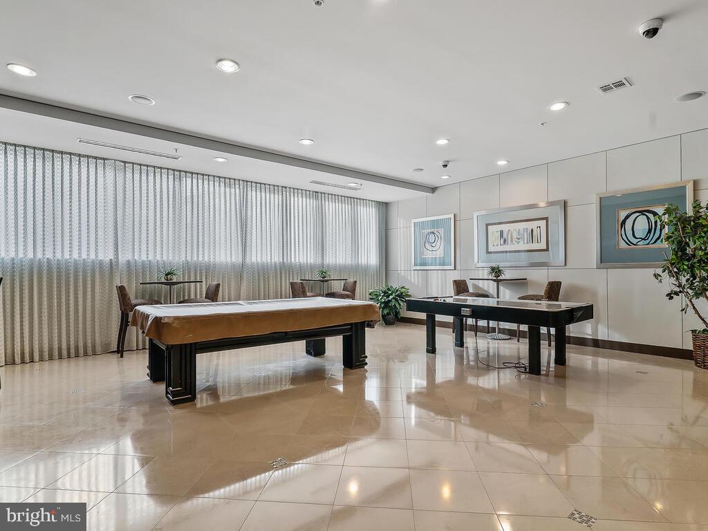 12001 Market Street, Unit 172 Reston, VA 20190 - Photo 28 of 39 Common area