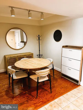 $3,300 | 1220 North Fillmore Street, Unit 710, Arlington, VA 22201