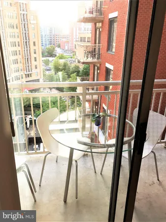 $3,300 | 1220 North Fillmore Street, Unit 710, Arlington, VA 22201