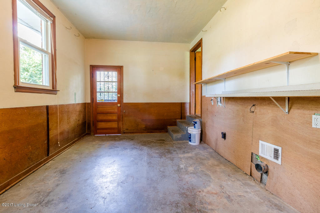 8417 Robbins Road Louisville, KY 40258 - Photo 23 of 24 8417 Robbins Rd-23