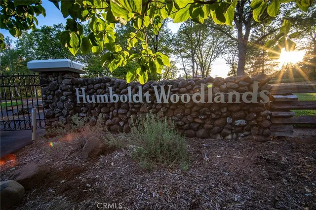 a view of sign board