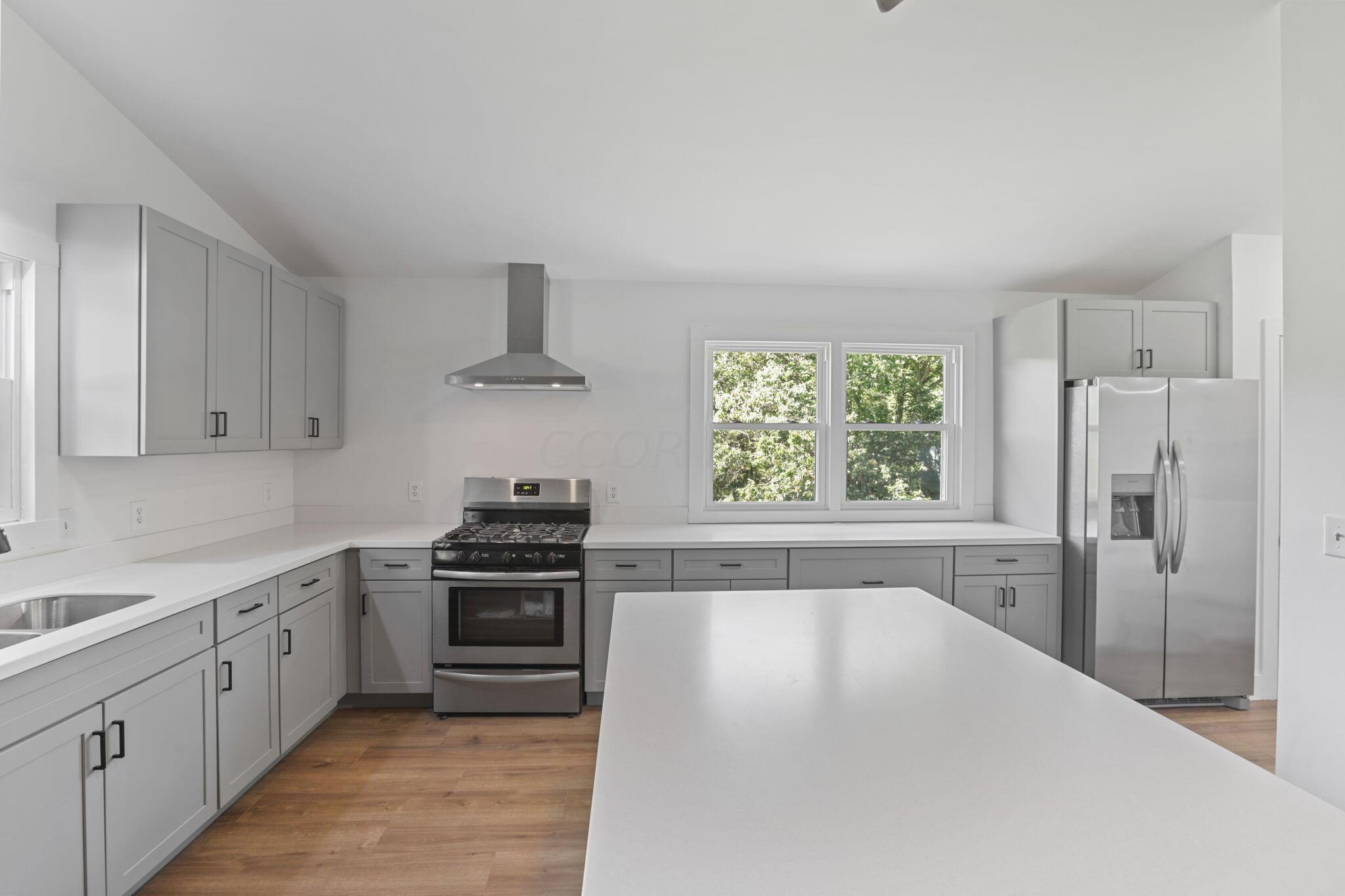 18240 Crawmer Road Southeast Newark, OH 43056 - Photo 19 of 69 Kitchen