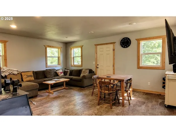 $349,000 | 50627 Allen Street, Halfway, OR 97834