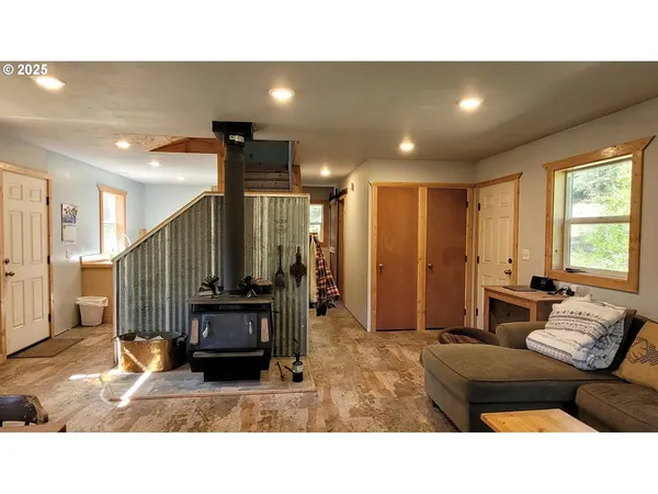 $349,000 | 50627 Allen Street, Halfway, OR 97834