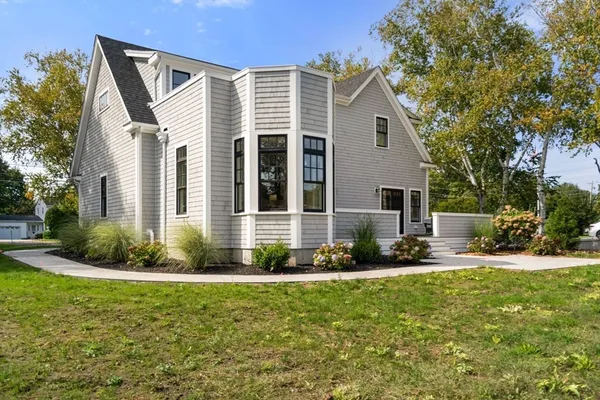 $1,795,000 | 764 Neponset Street, Norwood, MA 02062