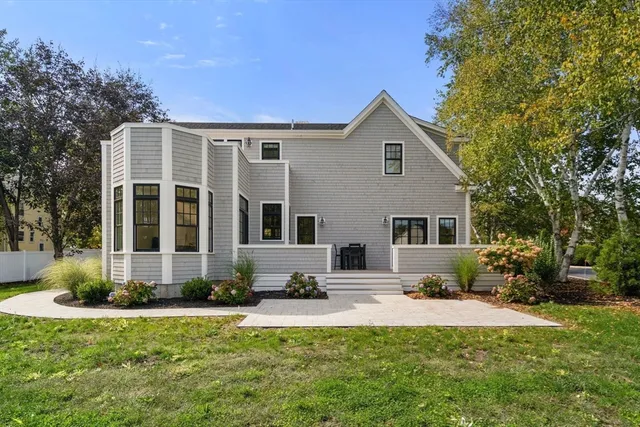 $1,795,000 | 764 Neponset Street, Norwood, MA 02062