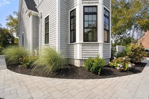 $1,895,000 | 764 Neponset Street, Norwood, MA 02062