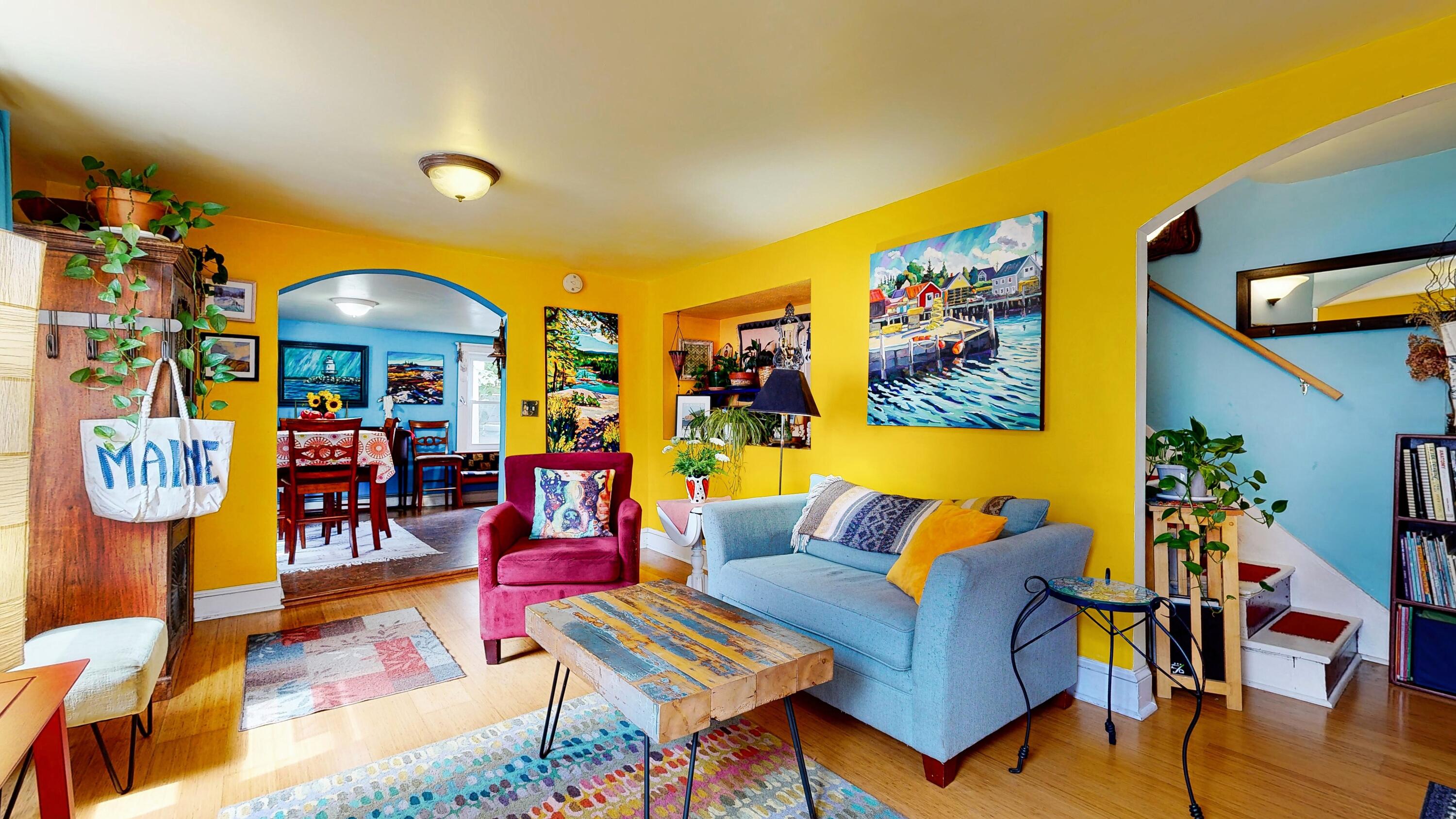 81-83 Congress Street Portland, ME 04101 - Photo 5 of 38 4-81 living