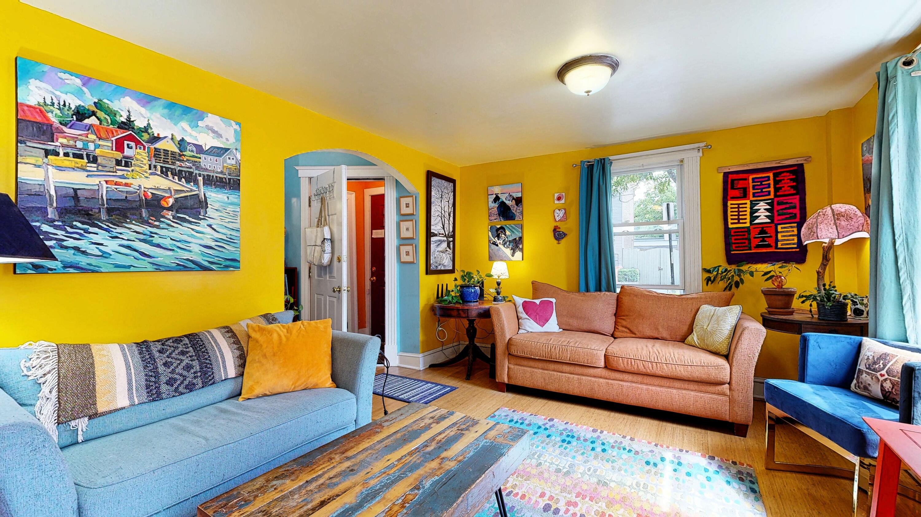 81-83 Congress Street Portland, ME 04101 - Photo 6 of 38 5-81 living 2