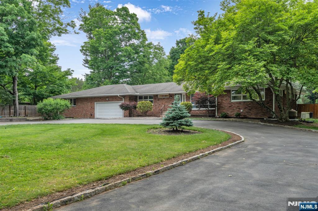 20 Conkling Road Roxbury Township, NJ 07836 - Photo 4 of 30