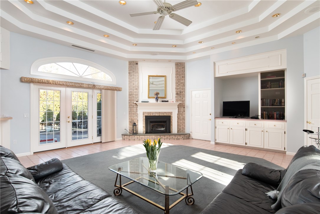 34 Phenix Ridge Drive Cranston, RI 02921 - Photo 15 of 26 Gallery Image 15