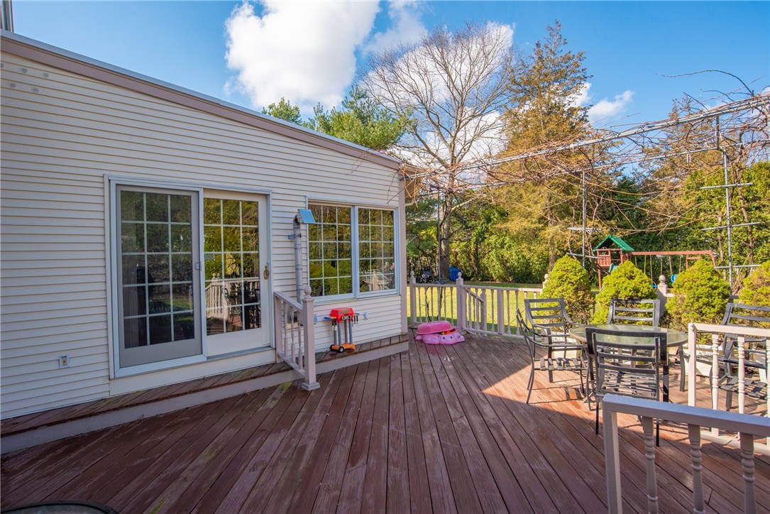 34 Phenix Ridge Drive Cranston, RI 02921 - Photo 22 of 26 Gallery Image 22