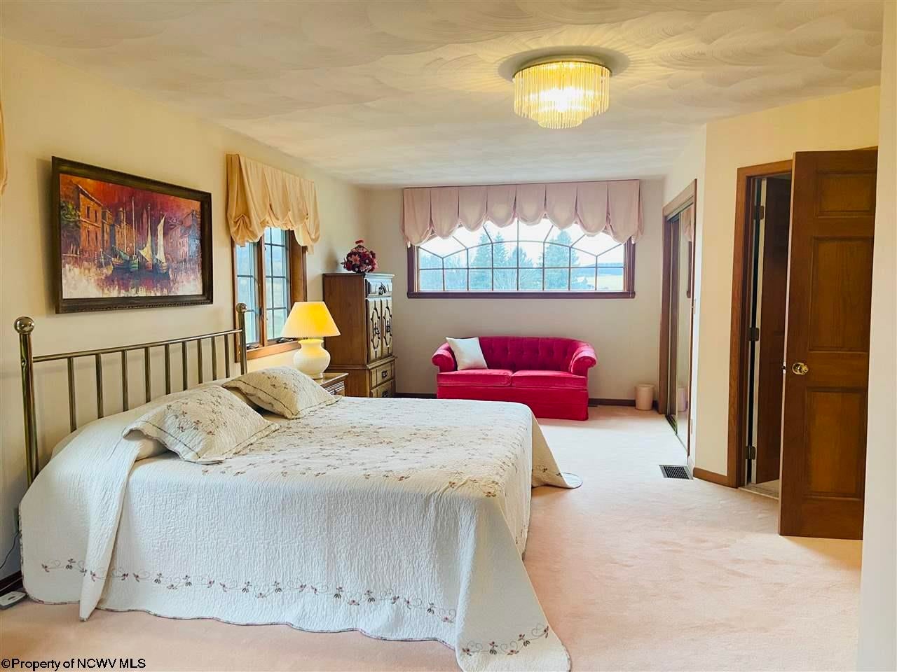 305 Oak Grove Road Terra Alta, WV 26764 - Photo 4 of 24 Gallery Image 4