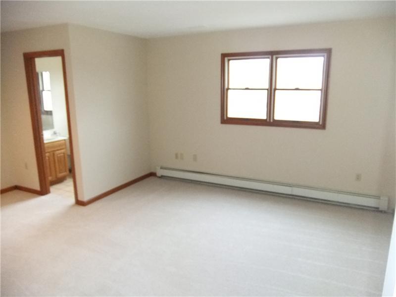 529 Leeper Road Georgetown, PA 15043 - Photo 3 of 19 Living Room.