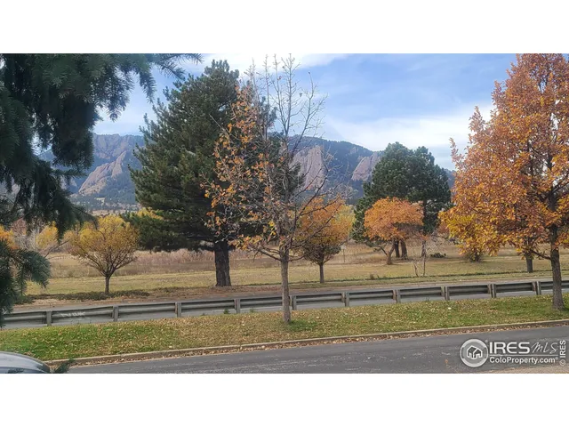 $619,900 | 140 South Lashley Lane, Boulder, CO 80305