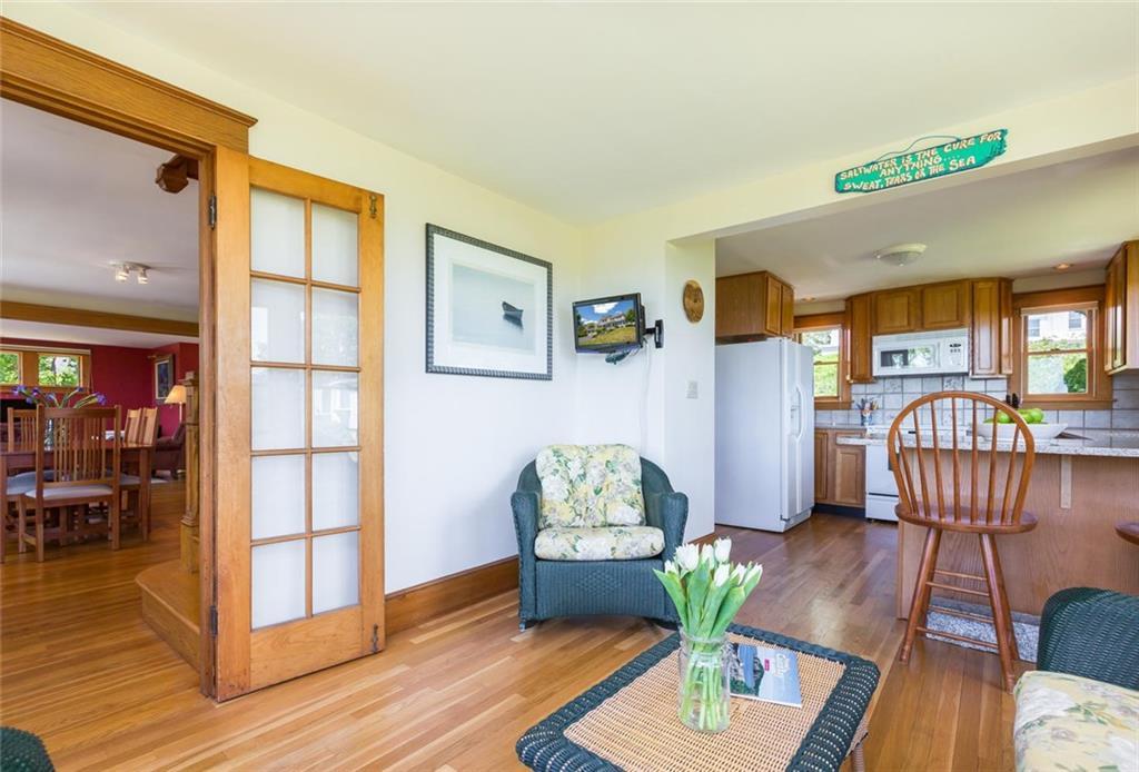 186 Two Lights Road Cape Elizabeth, ME 04107 - Photo 11 of 35 Photo