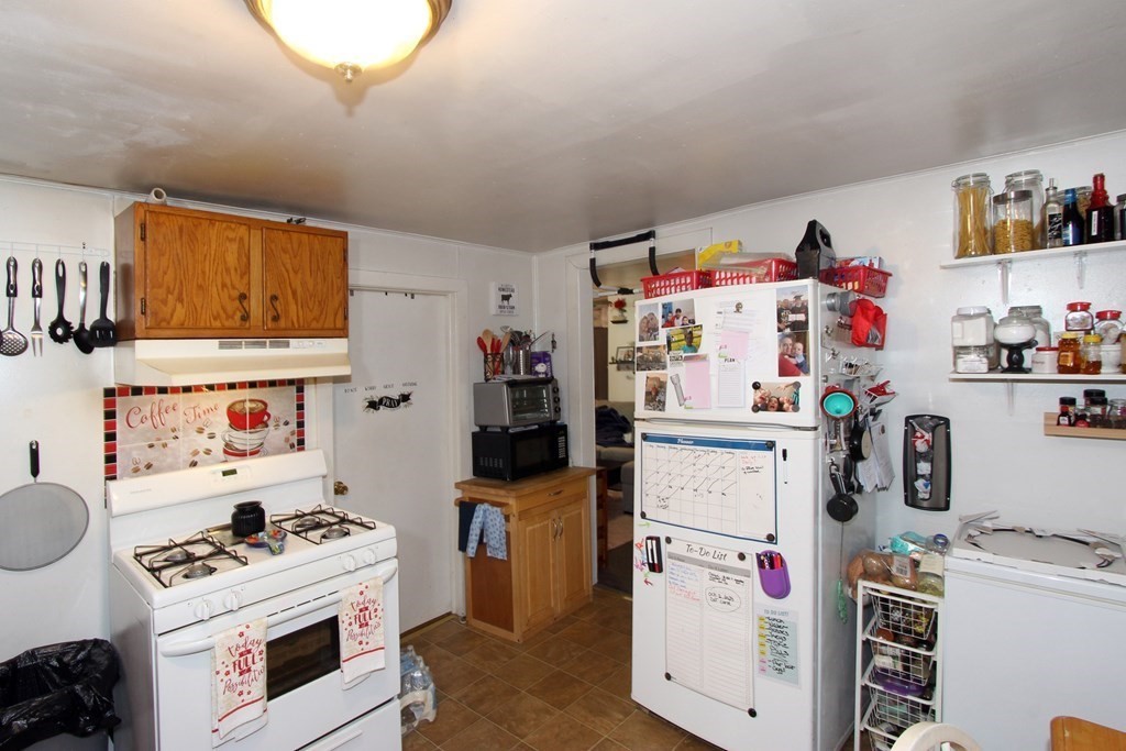 144 Choate Street Fall River, MA 02723 - Photo 9 of 21
