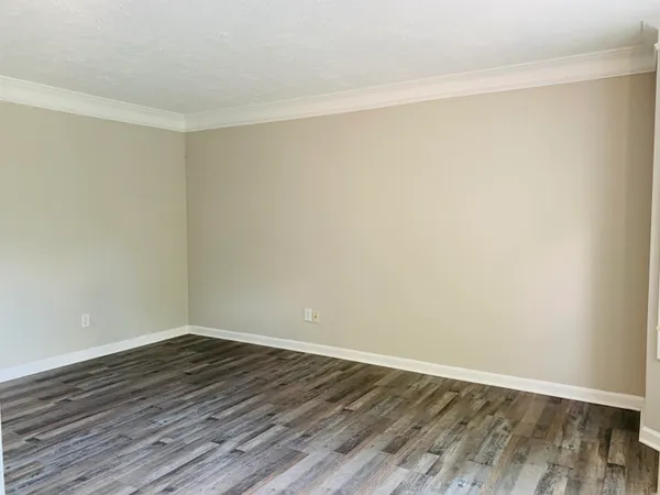 $2,395 | 325 Barrington Grange Drive, Sharpsburg, GA 30277