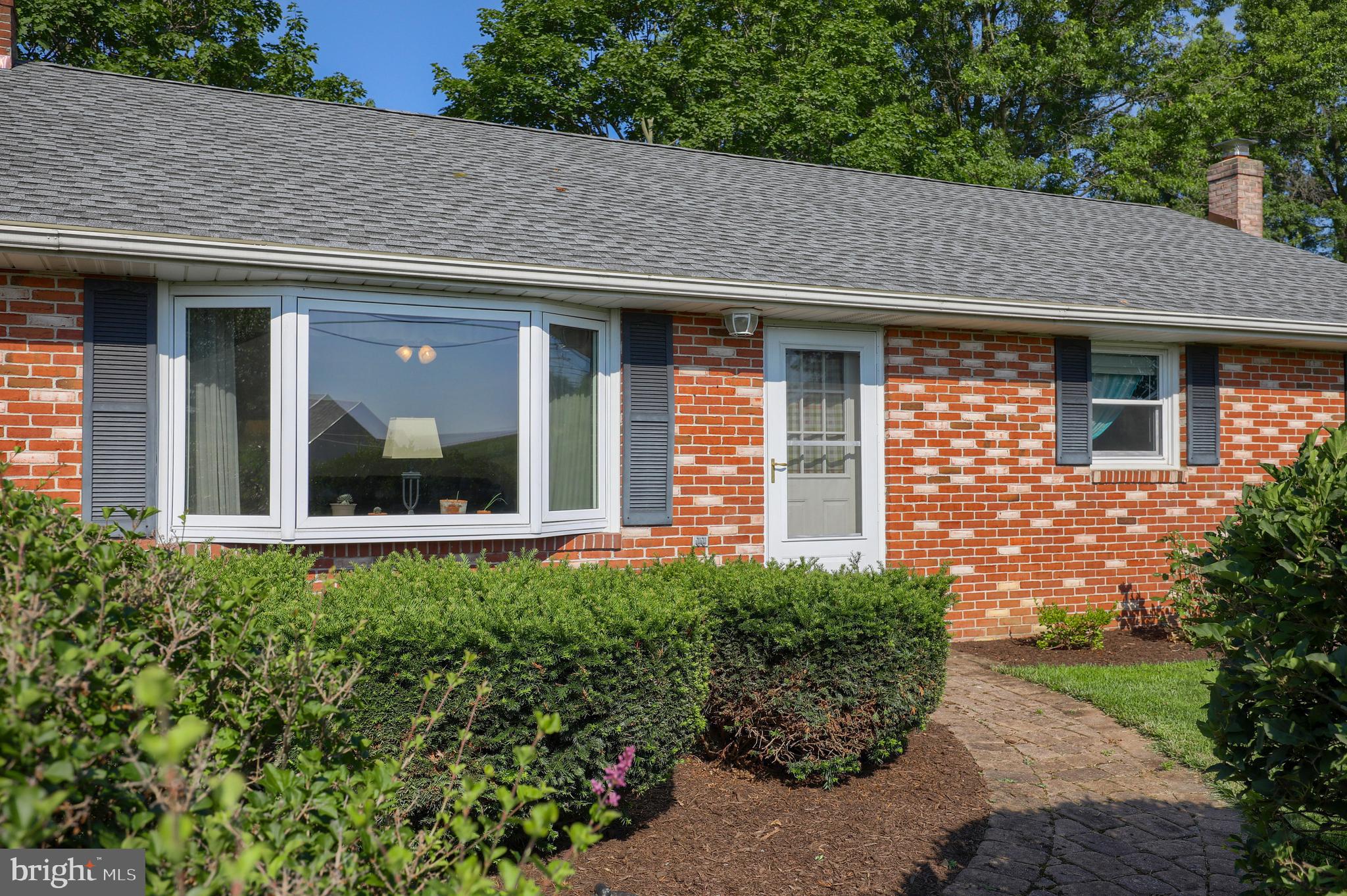 812 Snyder Hill Road Lititz, PA 17543 - Photo 1 of 35