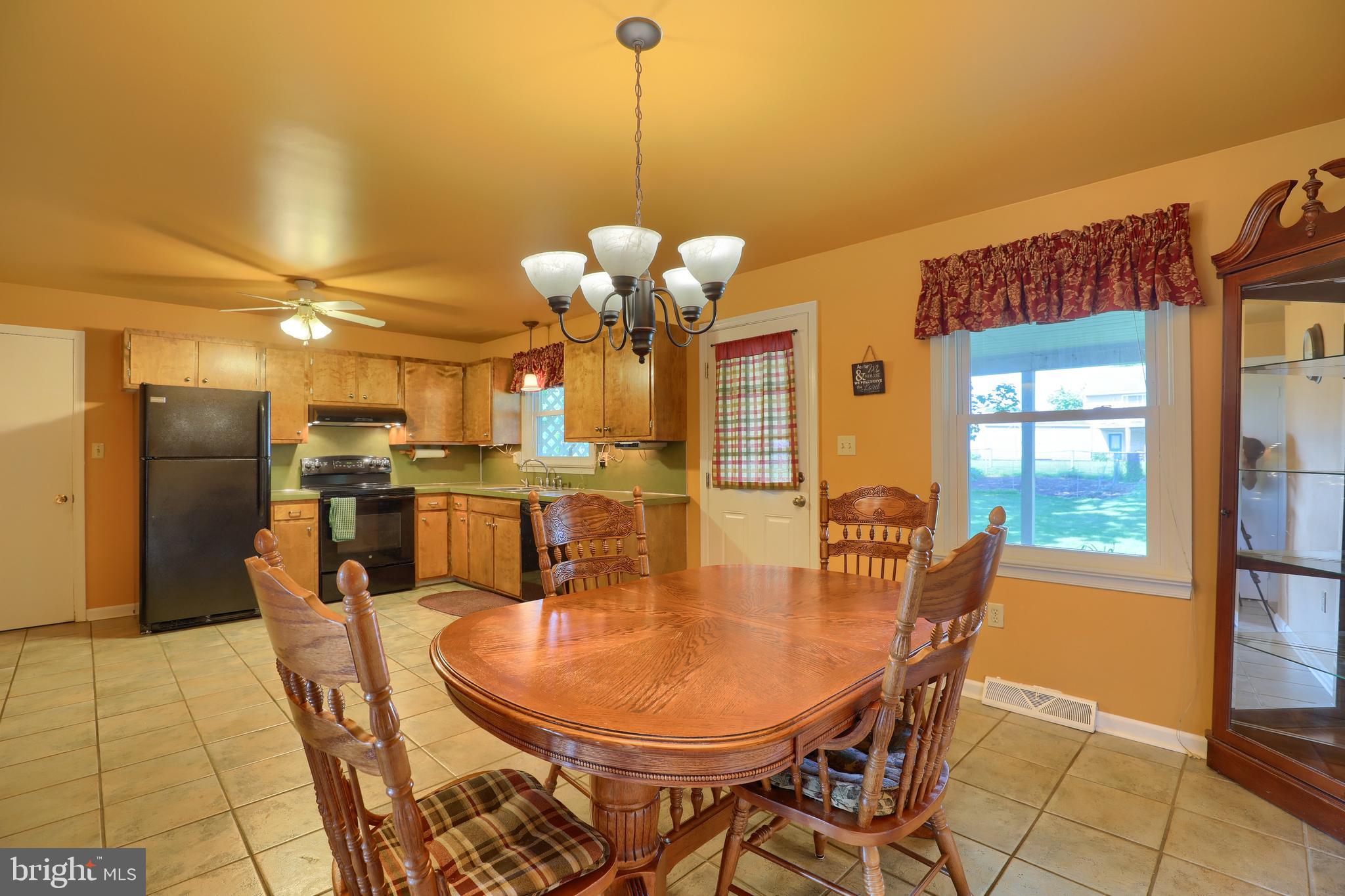 812 Snyder Hill Road Lititz, PA 17543 - Photo 14 of 35